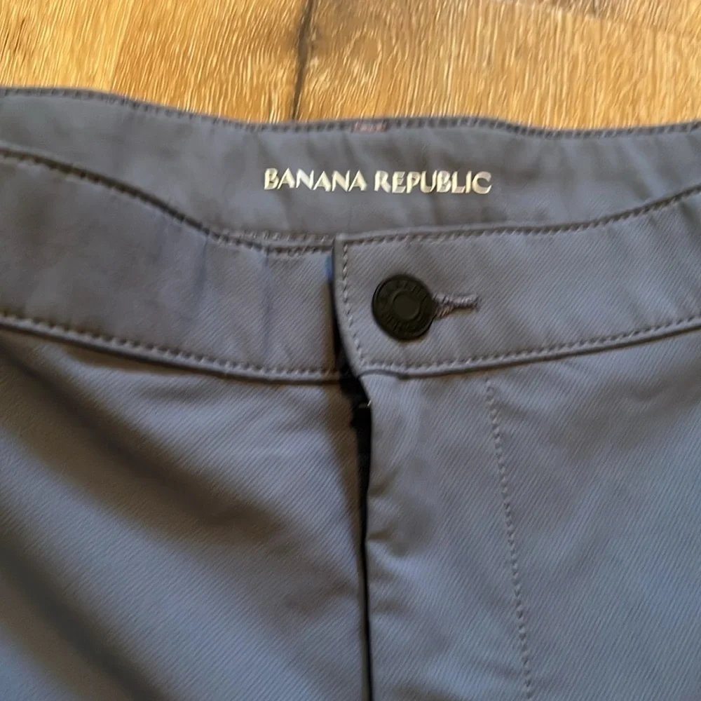 Banana Republic questions leave